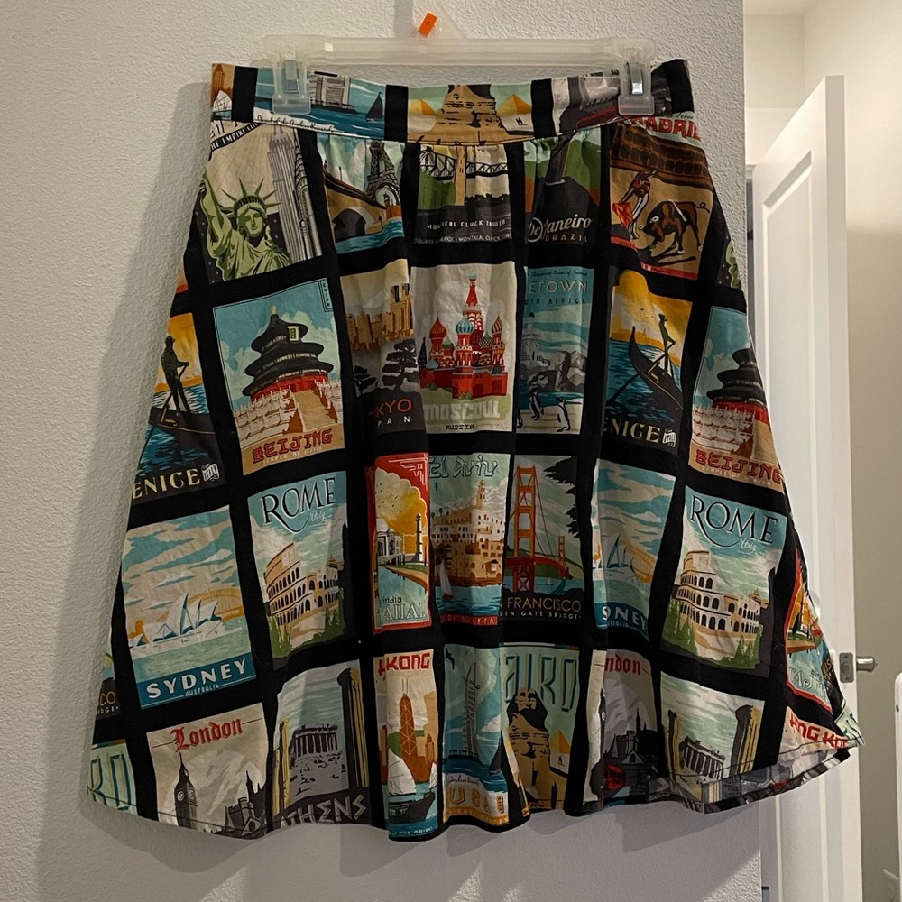 Kitschy Retrolocious Travel Skirt